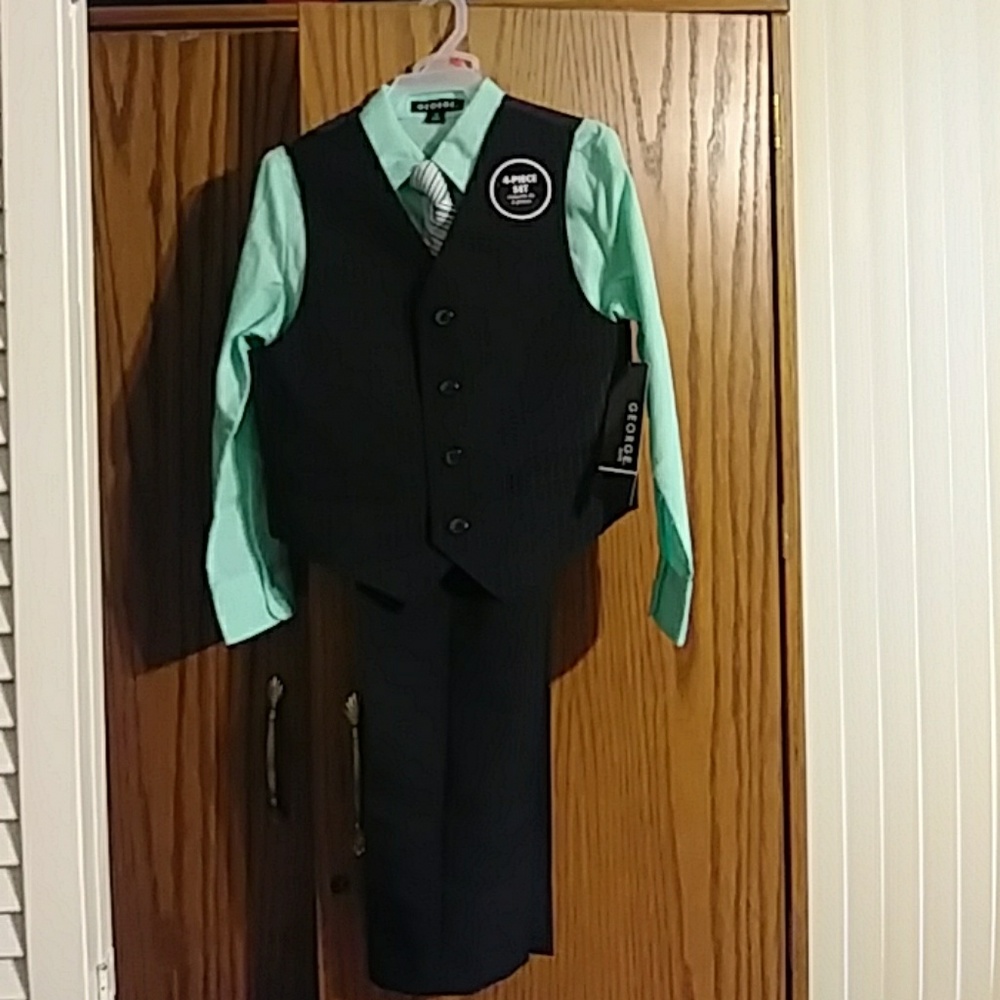 Boys 4 piece suite